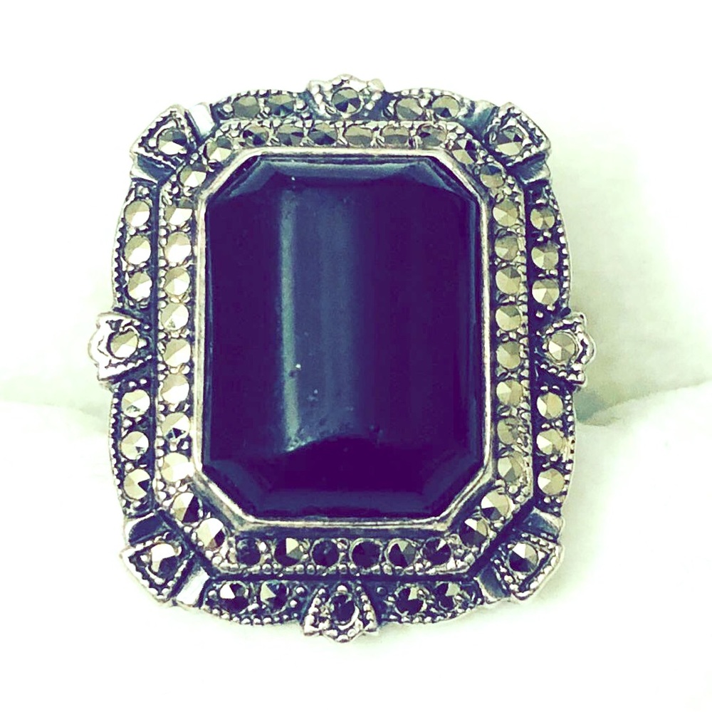 Antique Art Decò Sterling & Marcasites Uncas Ring